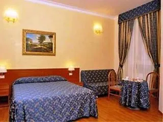 Oda ve Kahvaltı Rosmini 2*